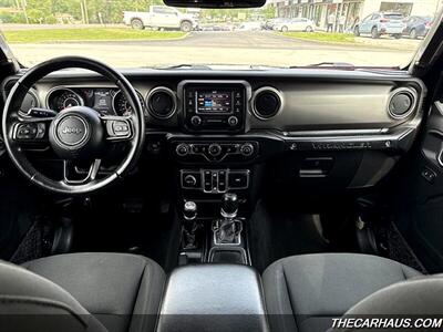 2018 Jeep Wrangler Unlimited Sport   - Photo 21 - Roselle, IL 60172