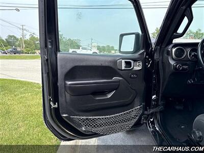 2018 Jeep Wrangler Unlimited Sport   - Photo 11 - Roselle, IL 60172