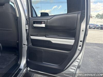 2014 Toyota Tundra SR   - Photo 17 - Roselle, IL 60172