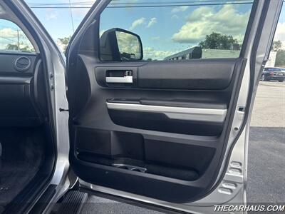 2014 Toyota Tundra SR   - Photo 20 - Roselle, IL 60172