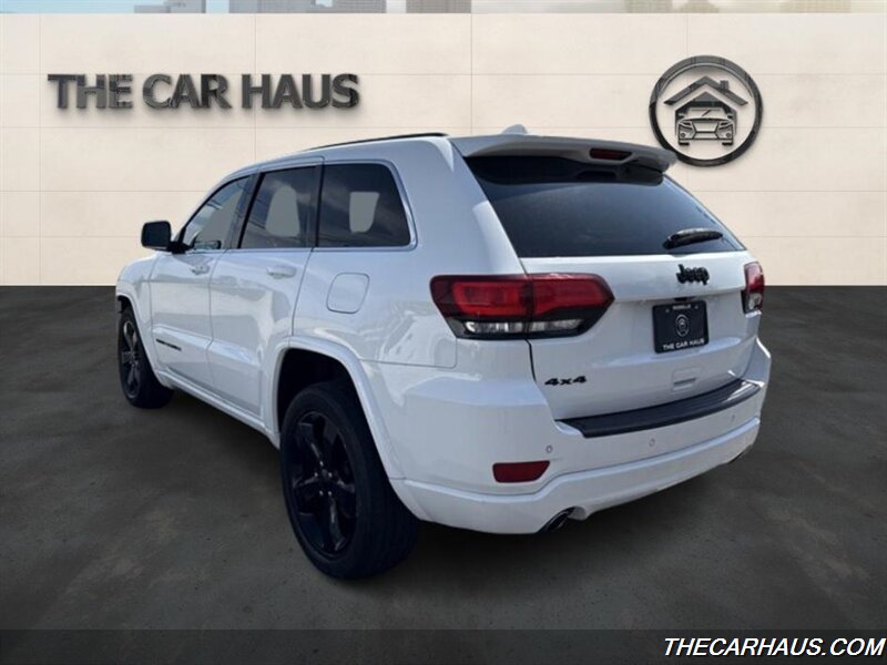 2015 Jeep Grand Cherokee Laredo   - Photo 5 - Roselle, IL 60172