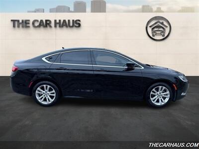 2015 Chrysler 200 Series Limited   - Photo 2 - Roselle, IL 60172