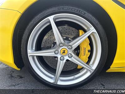 2015 Ferrari California T   - Photo 33 - Roselle, IL 60172