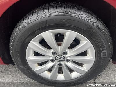 2015 Volkswagen Passat 1.8T S   - Photo 34 - Roselle, IL 60172