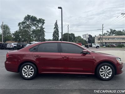 2015 Volkswagen Passat 1.8T S   - Photo 2 - Roselle, IL 60172
