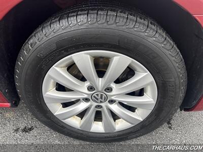 2015 Volkswagen Passat 1.8T S   - Photo 36 - Roselle, IL 60172