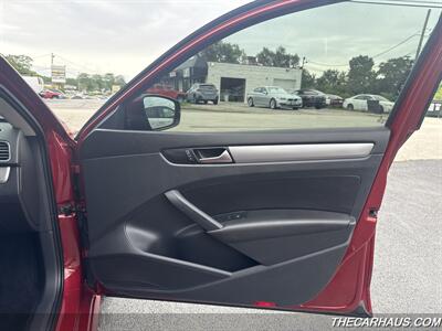 2015 Volkswagen Passat 1.8T S   - Photo 20 - Roselle, IL 60172