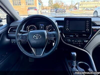 2024 Toyota Camry SE   - Photo 22 - Roselle, IL 60172