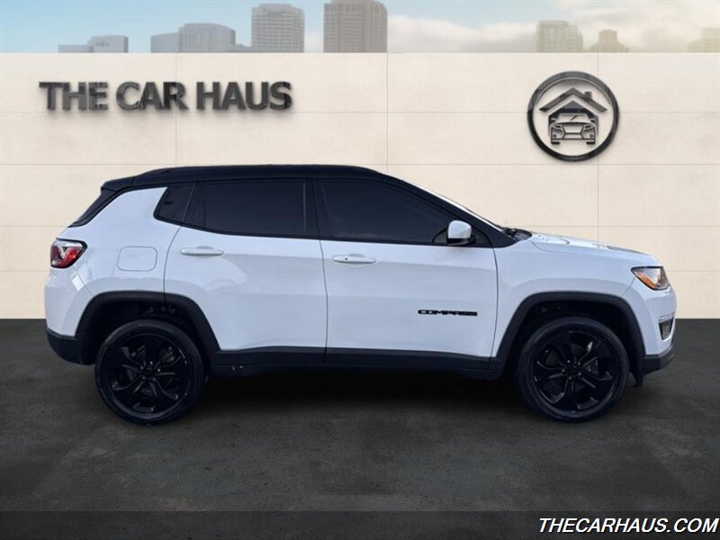 2018 Jeep Compass Latitude   - Photo 2 - Roselle, IL 60172