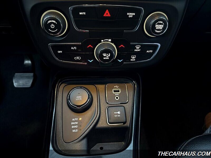 2018 Jeep Compass Latitude   - Photo 27 - Roselle, IL 60172