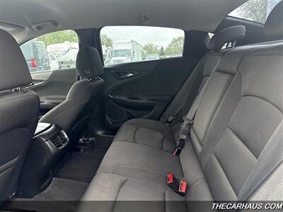 2019 Chevrolet Malibu LT   - Photo 12 - Roselle, IL 60172