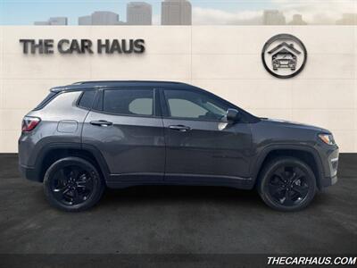 2019 Jeep Compass Latitude   - Photo 2 - Roselle, IL 60172