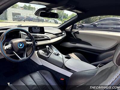 2016 BMW i8   - Photo 11 - Roselle, IL 60172