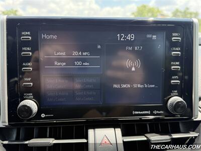 2020 Toyota RAV4 XLE   - Photo 13 - Roselle, IL 60172