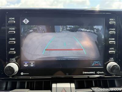 2020 Toyota RAV4 XLE   - Photo 14 - Roselle, IL 60172