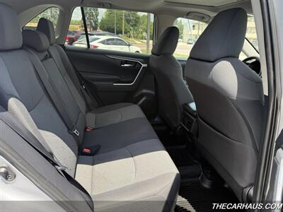 2020 Toyota RAV4 XLE   - Photo 30 - Roselle, IL 60172