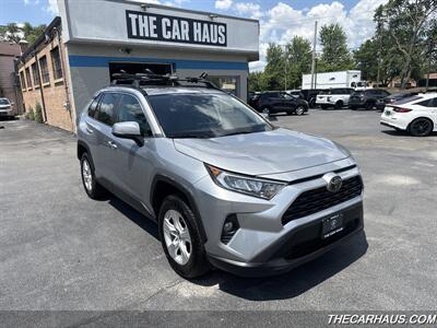 2020 Toyota RAV4 XLE   - Photo 1 - Roselle, IL 60172