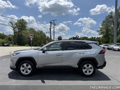 2020 Toyota RAV4 XLE   - Photo 6 - Roselle, IL 60172