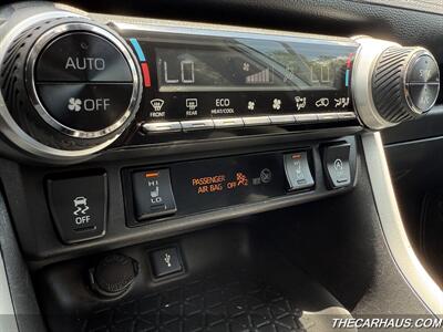 2020 Toyota RAV4 XLE   - Photo 15 - Roselle, IL 60172
