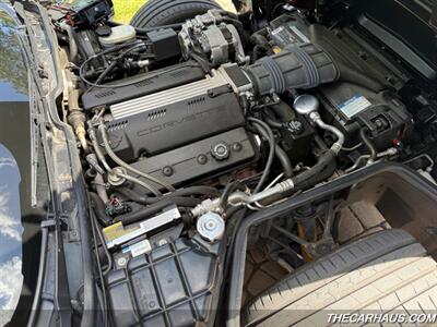 1993 Chevrolet Corvette 40th Anniversary   - Photo 28 - Roselle, IL 60172