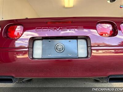 1993 Chevrolet Corvette 40th Anniversary   - Photo 11 - Roselle, IL 60172
