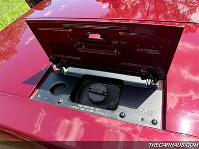 1993 Chevrolet Corvette 40th Anniversary   - Photo 21 - Roselle, IL 60172