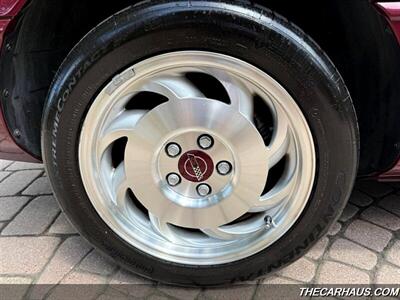 1993 Chevrolet Corvette 40th Anniversary   - Photo 25 - Roselle, IL 60172