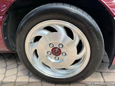 1993 Chevrolet Corvette 40th Anniversary   - Photo 24 - Roselle, IL 60172