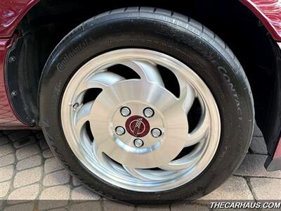 1993 Chevrolet Corvette 40th Anniversary   - Photo 24 - Roselle, IL 60172
