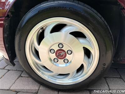 1993 Chevrolet Corvette 40th Anniversary   - Photo 27 - Roselle, IL 60172