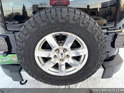 2012 Jeep Wrangler Unlimited Sahara   - Photo 39 - Roselle, IL 60172