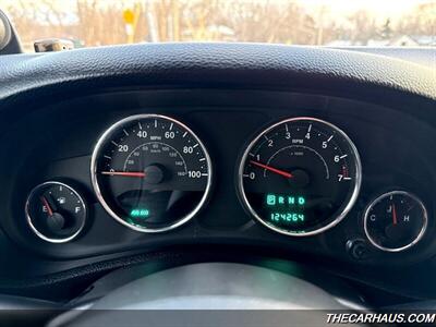 2012 Jeep Wrangler Unlimited Sahara   - Photo 12 - Roselle, IL 60172