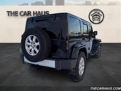 2012 Jeep Wrangler Unlimited Sahara   - Photo 5 - Roselle, IL 60172