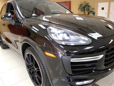 2016 Porsche Cayenne Turbo   - Photo 6 - San Diego, CA 92126