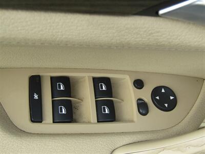 2014 BMW X1 AWD, NAV,PREM PKG,CONV PKG,RVC,SILVER CERTIFIED - Photo 21 - Haddon Twp, NJ 08107
