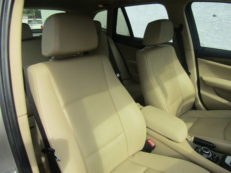 2014 BMW X1 AWD, NAV,PREM PKG,CONV PKG,RVC,SILVER CERTIFIED - Photo 29 - Haddon Twp, NJ 08107