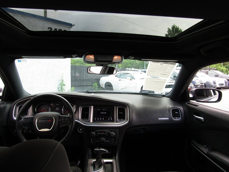 2019 Dodge Charger SXT,CONV PKG,RVC,SIVER CERTIFIED - Photo 36 - Haddon Twp, NJ 08107