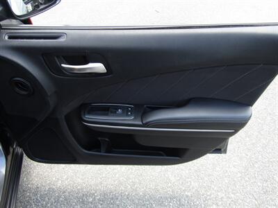 2019 Dodge Charger SXT,CONV PKG,RVC,SIVER CERTIFIED   - Photo 43 - Haddon Twp, NJ 08107