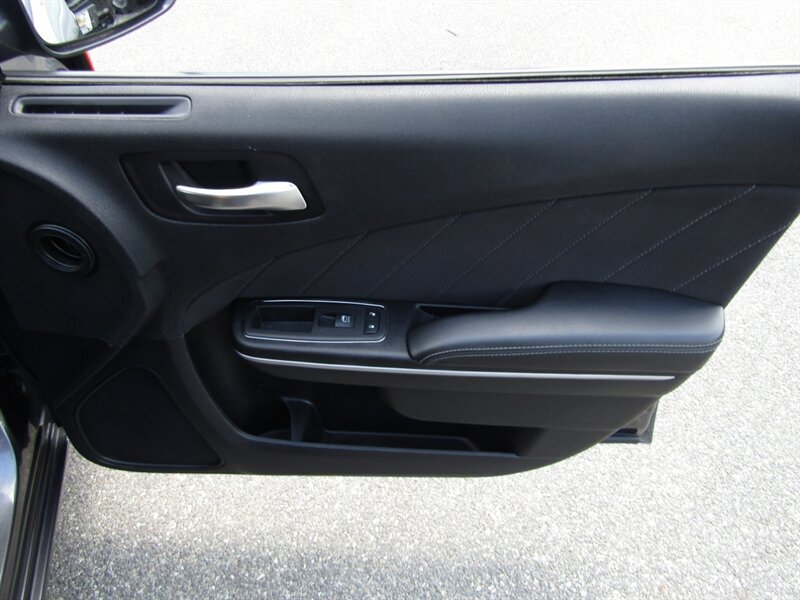 2019 Dodge Charger SXT,CONV PKG,RVC,SIVER CERTIFIED - Photo 43 - Haddon Twp, NJ 08107