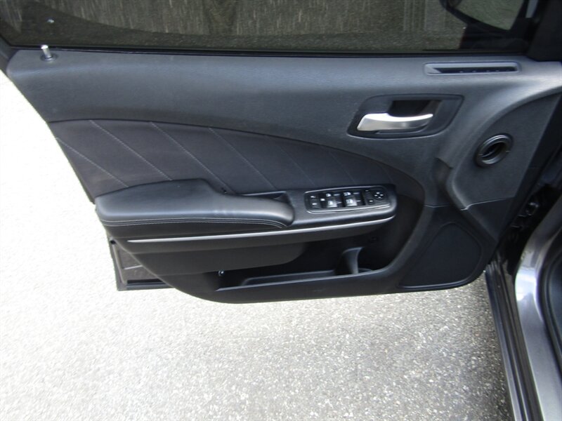2019 Dodge Charger SXT,CONV PKG,RVC,SIVER CERTIFIED - Photo 28 - Haddon Twp, NJ 08107