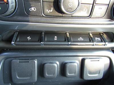 2015 Chevrolet Silverado 1500 LTZ.LEATHER COMFORT PKG,RVC,SILVER CERTIFIED   - Photo 33 - Haddon Twp, NJ 08107