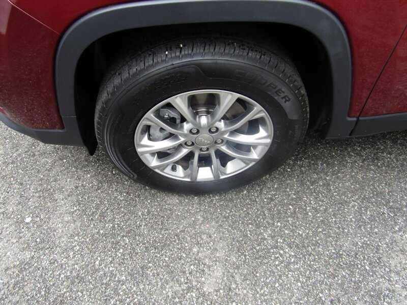 2019 Jeep Cherokee AWD,CONV PKG,RVC,SILVER CERTIFIED - Photo 16 - Haddon Twp, NJ 08107