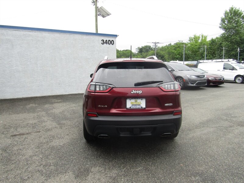 2019 Jeep Cherokee AWD,CONV PKG,RVC,SILVER CERTIFIED - Photo 6 - Haddon Twp, NJ 08107