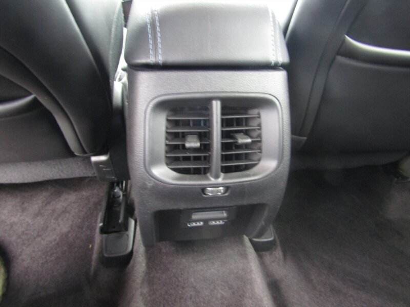2019 Jeep Cherokee AWD,CONV PKG,RVC,SILVER CERTIFIED - Photo 59 - Haddon Twp, NJ 08107
