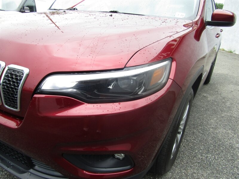 2019 Jeep Cherokee AWD,CONV PKG,RVC,SILVER CERTIFIED - Photo 12 - Haddon Twp, NJ 08107