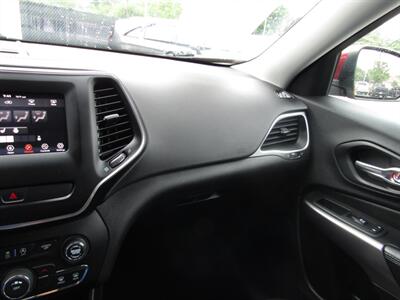 2019 Jeep Cherokee AWD,CONV PKG,RVC,SILVER CERTIFIED   - Photo 69 - Haddon Twp, NJ 08107