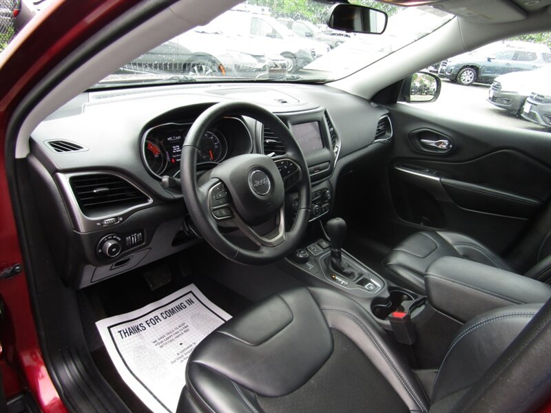 2019 Jeep Cherokee AWD,CONV PKG,RVC,SILVER CERTIFIED - Photo 43 - Haddon Twp, NJ 08107