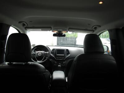 2019 Jeep Cherokee AWD,CONV PKG,RVC,SILVER CERTIFIED   - Photo 52 - Haddon Twp, NJ 08107