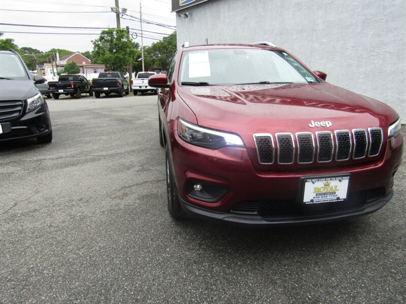 2019 Jeep Cherokee AWD,CONV PKG,RVC,SILVER CERTIFIED - Photo 14 - Haddon Twp, NJ 08107