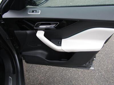 2018 Jaguar F-PACE AWD,R SPORT,NAV,DR.ASST PKG.RVC,SILVER CERTIFIED   - Photo 26 - Haddon Twp, NJ 08107